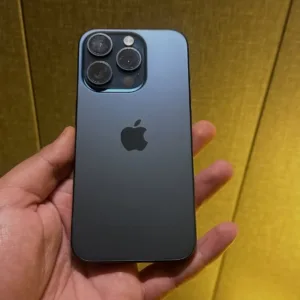 iPhone 15 Pro (Blue)