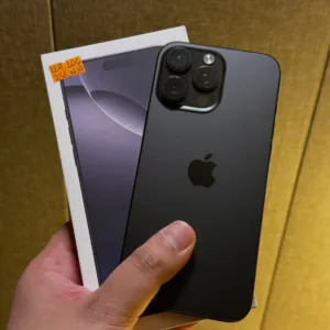 iPhone 16 Pro Max (Black)